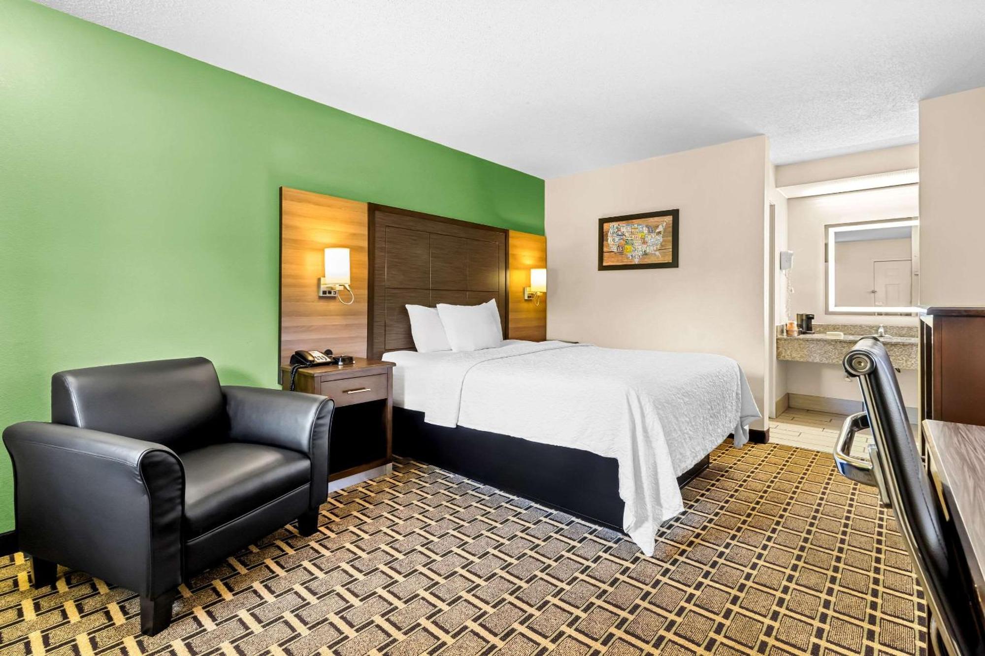 Econo Lodge Russellville Zewnętrze zdjęcie