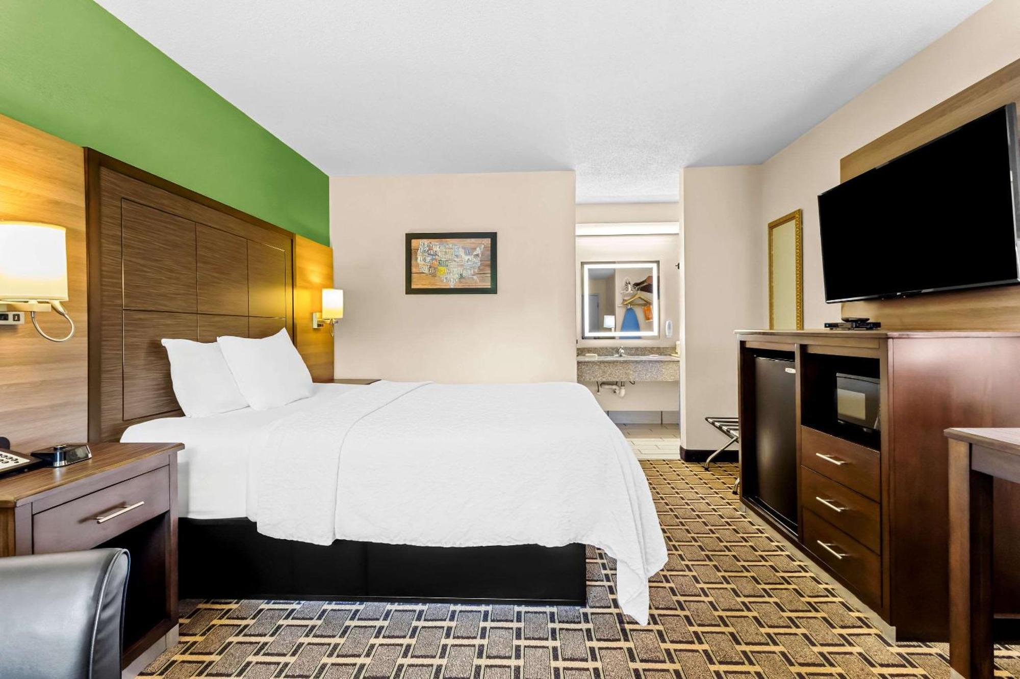 Econo Lodge Russellville Zewnętrze zdjęcie