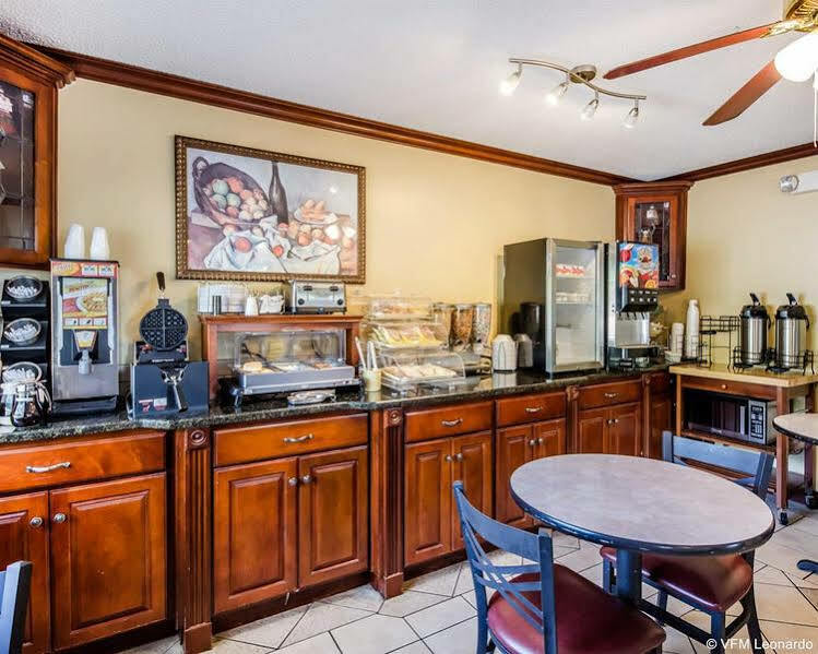 Econo Lodge Russellville Zewnętrze zdjęcie
