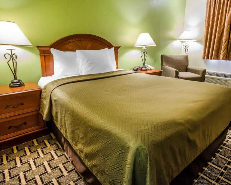 Econo Lodge Russellville Zewnętrze zdjęcie
